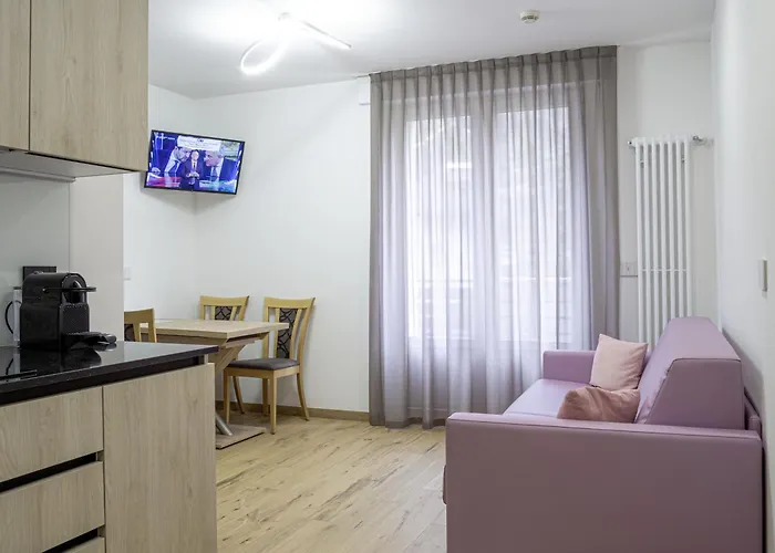 Liz Hotel & Apartments